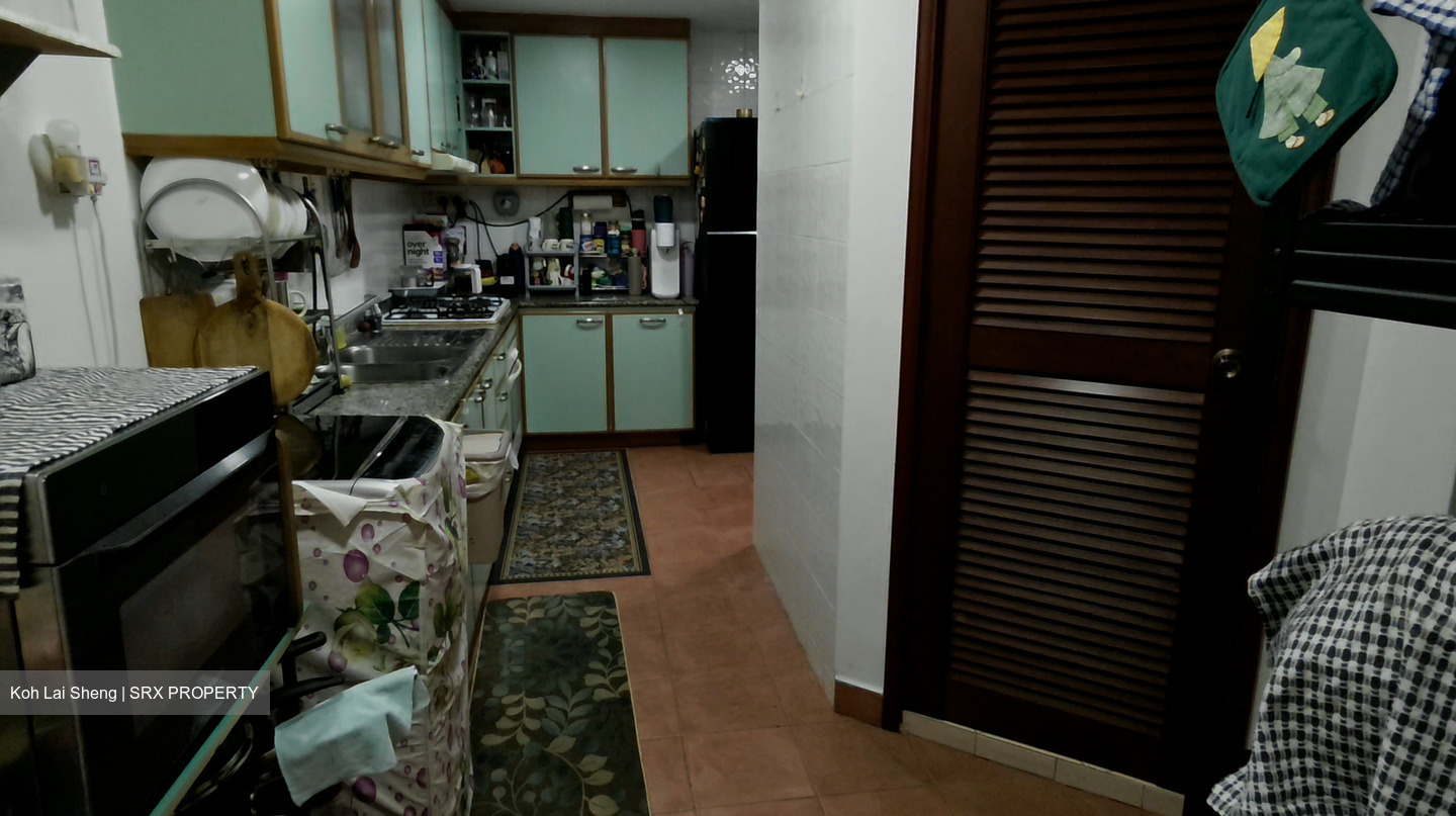 Seletaris (D27), Condominium #540763981